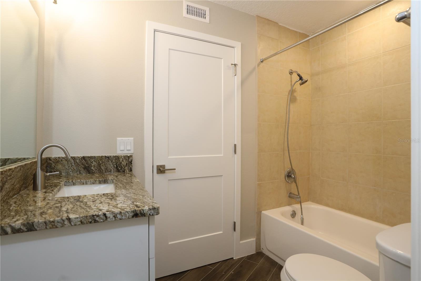 Image 23 of 35 For 3040 Knowles Boulevard