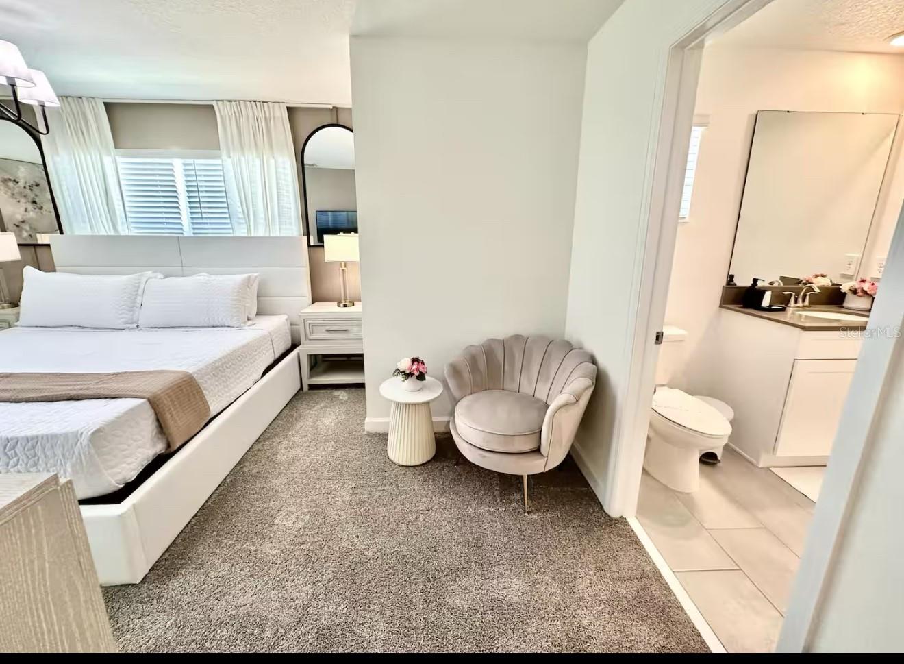 Image 14 of 34 For 2580 Reading Trail