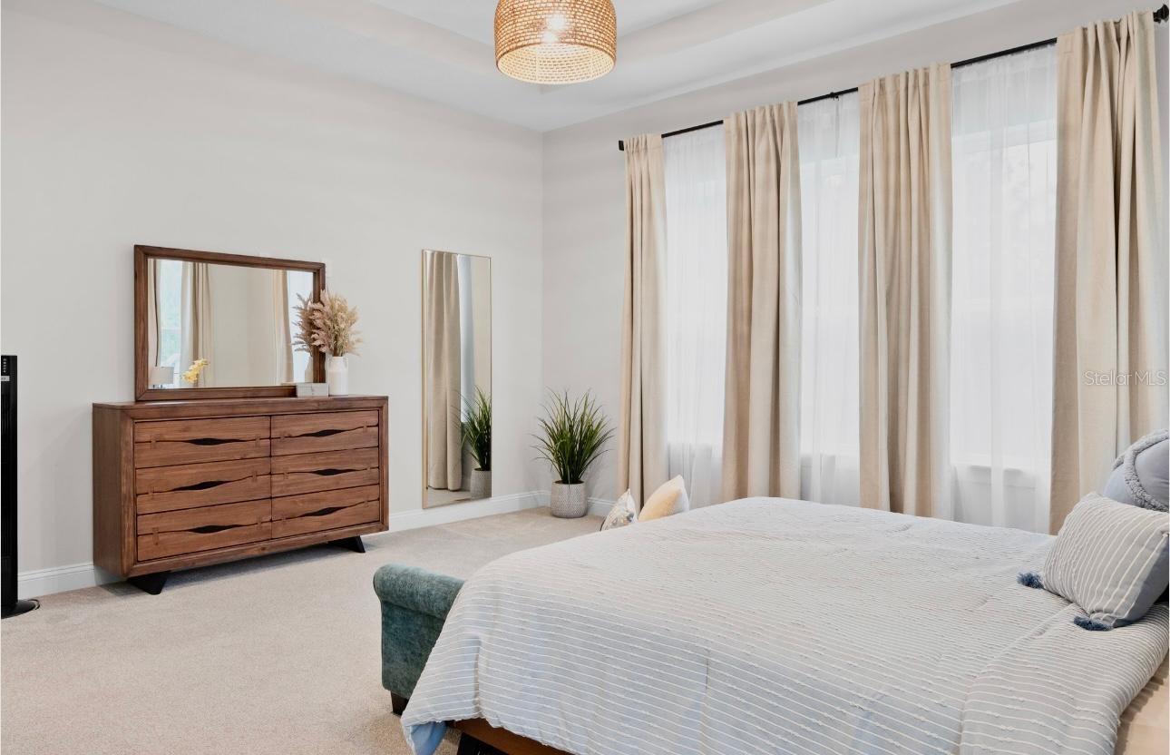 Image 19 of 45 For 462 Hillendale Circle