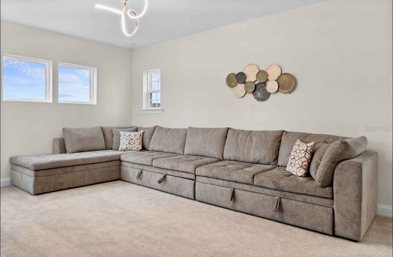 Image 23 of 45 For 462 Hillendale Circle