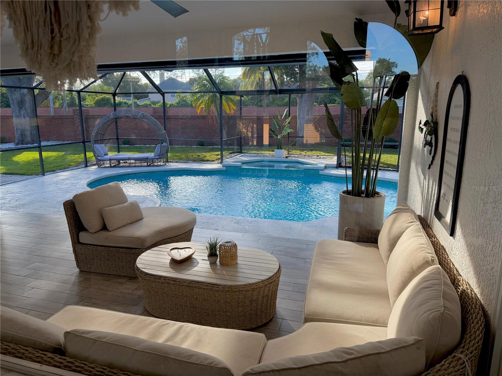 Image 31 of 40 For 8663 Nicolewood Court