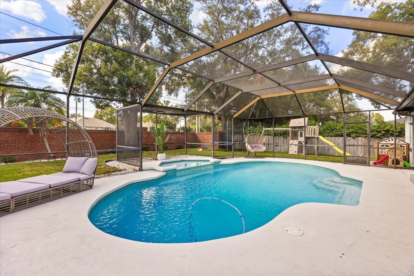 Image 33 of 40 For 8663 Nicolewood Court