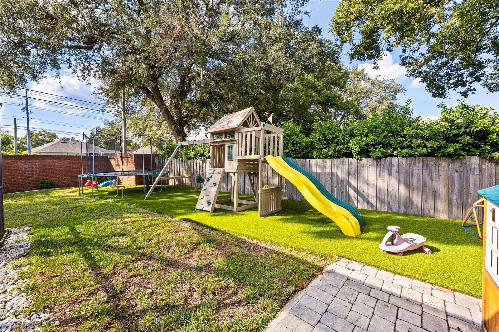 Image 37 of 40 For 8663 Nicolewood Court