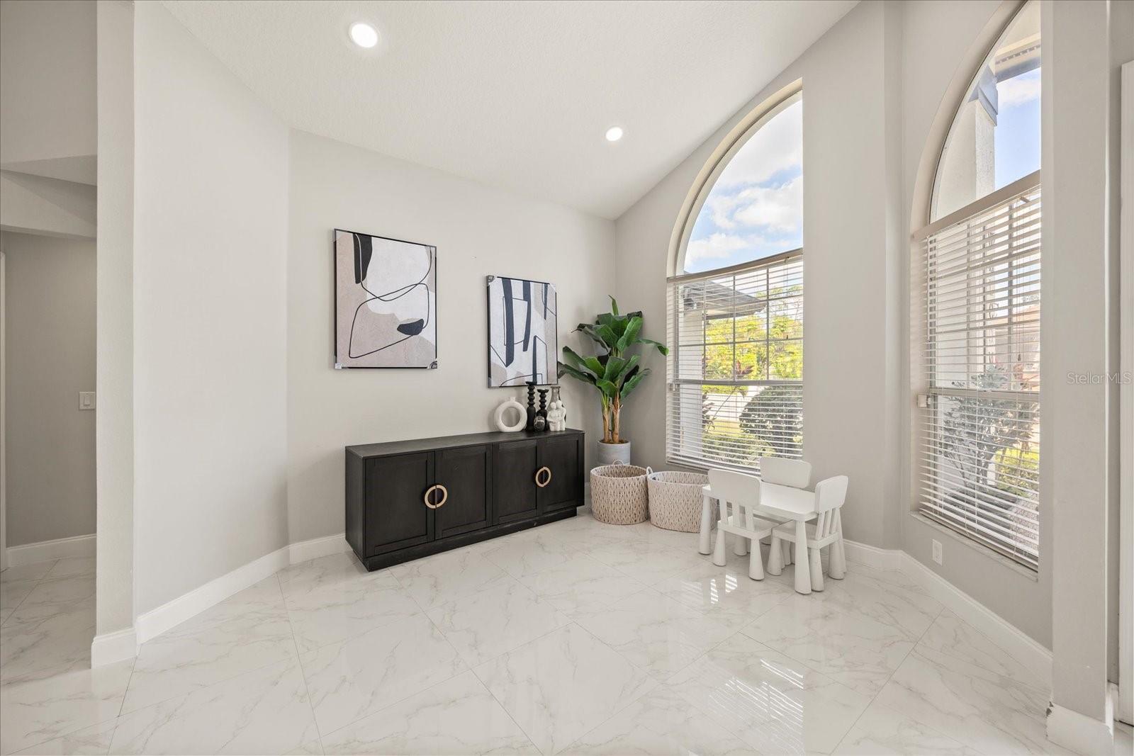 Image 4 of 40 For 8663 Nicolewood Court