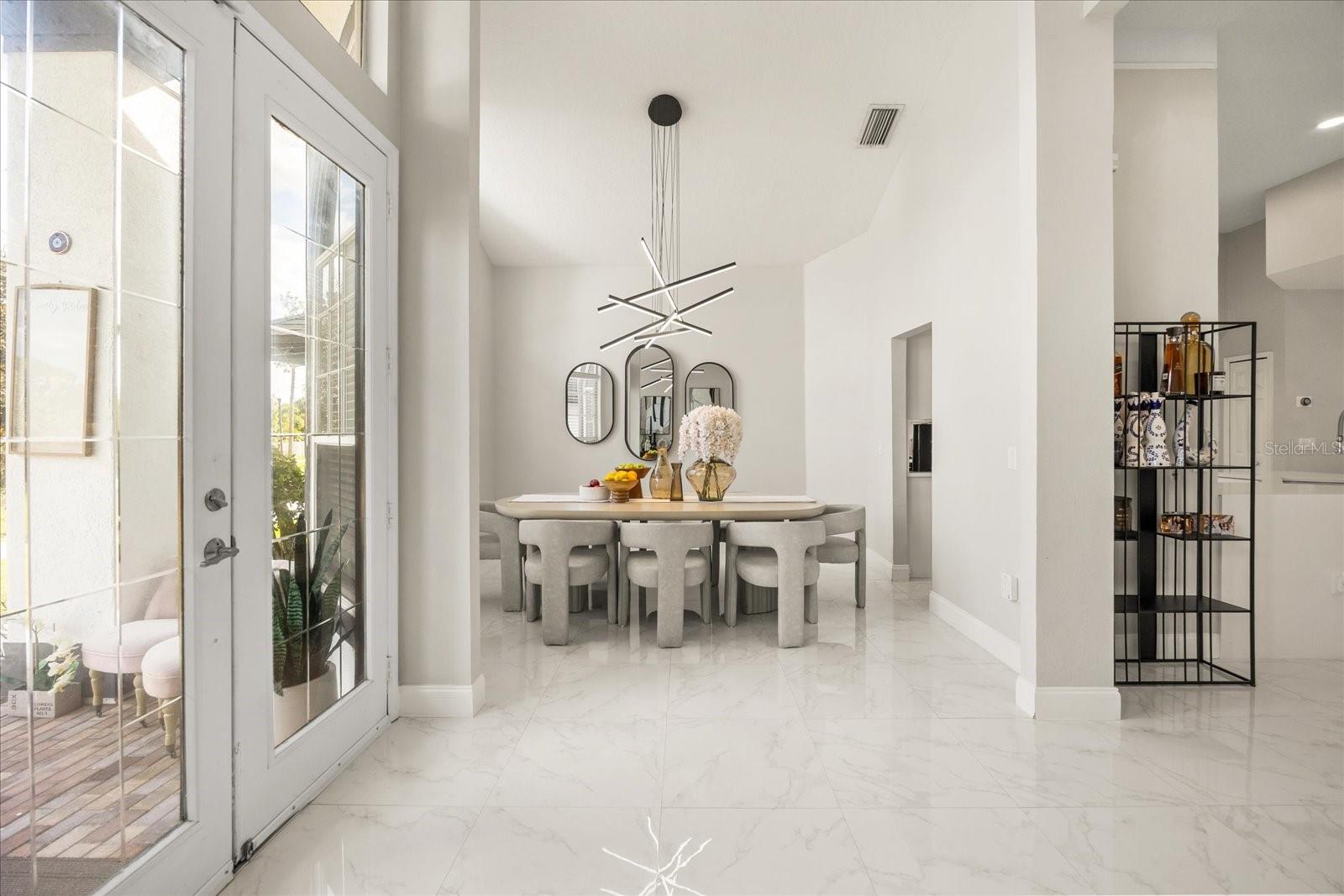 Image 6 of 40 For 8663 Nicolewood Court