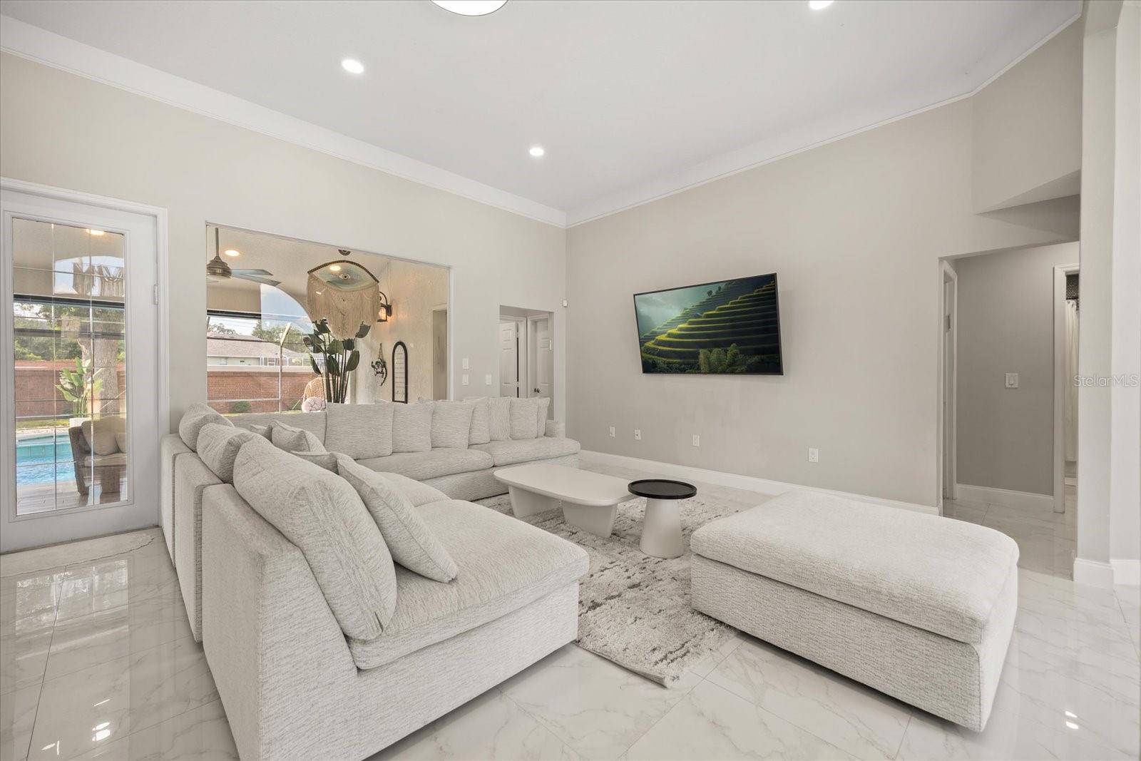 Image 9 of 40 For 8663 Nicolewood Court