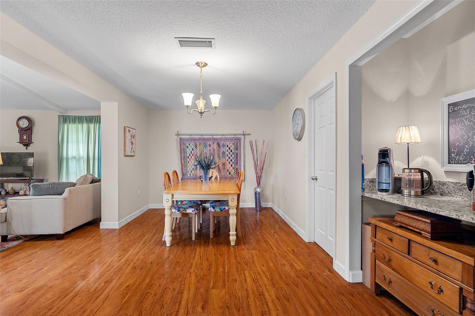 Image 8 of 20 For 416 Tennessee Avenue