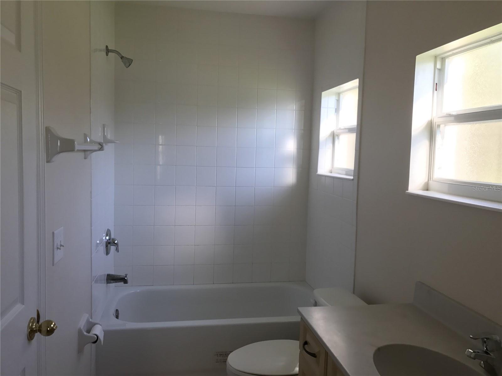 Image 11 of 17 For 1001 Aultman Road