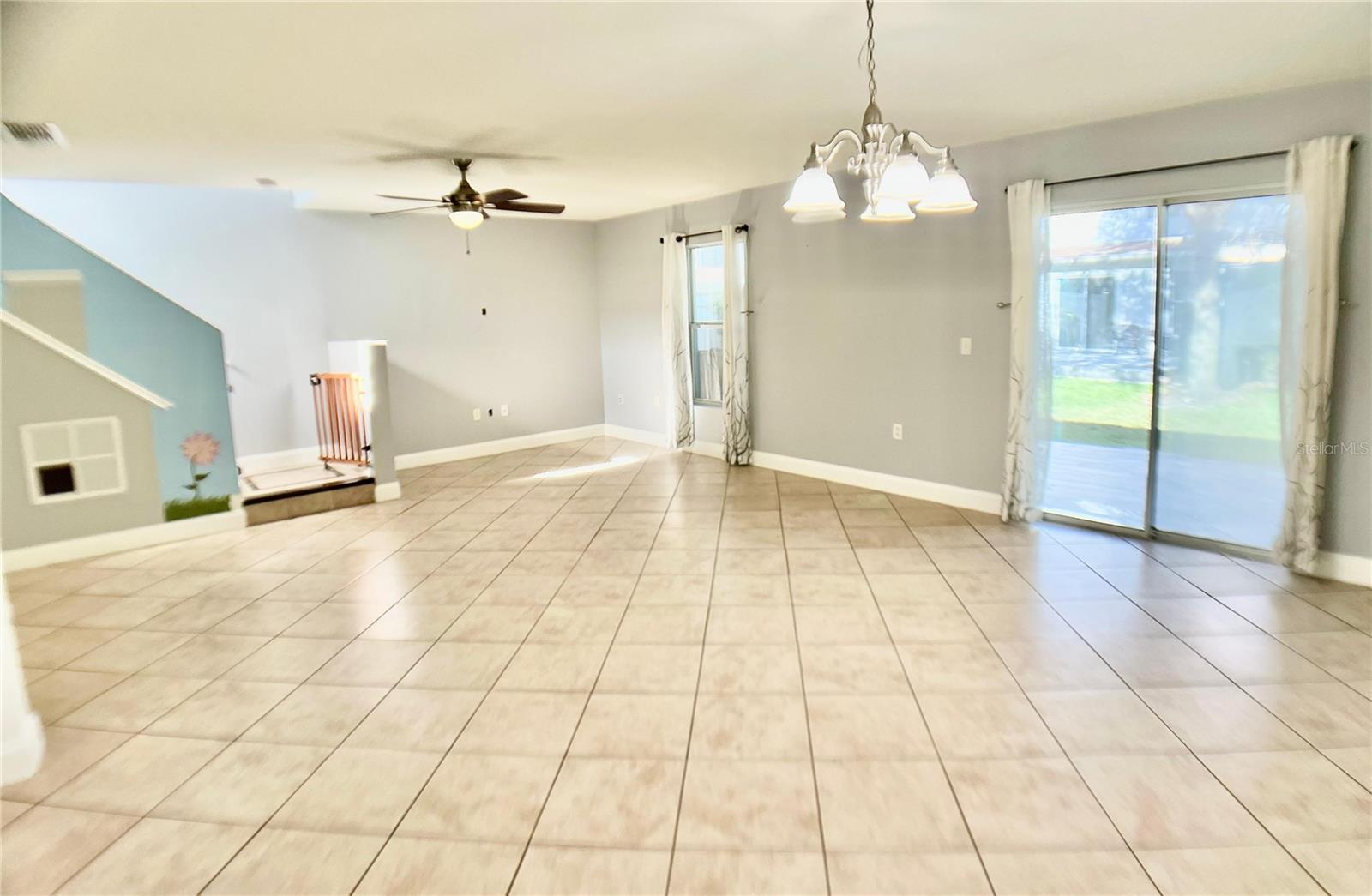 Image 10 of 27 For 1053 Chalcedony Street