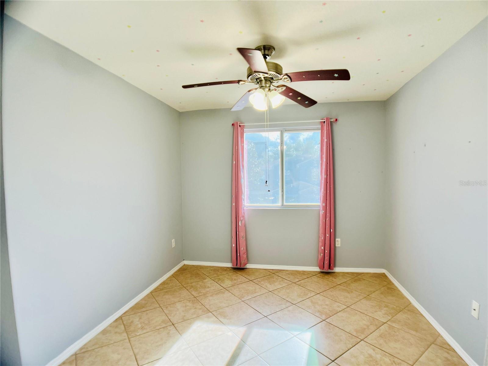 Image 18 of 27 For 1053 Chalcedony Street