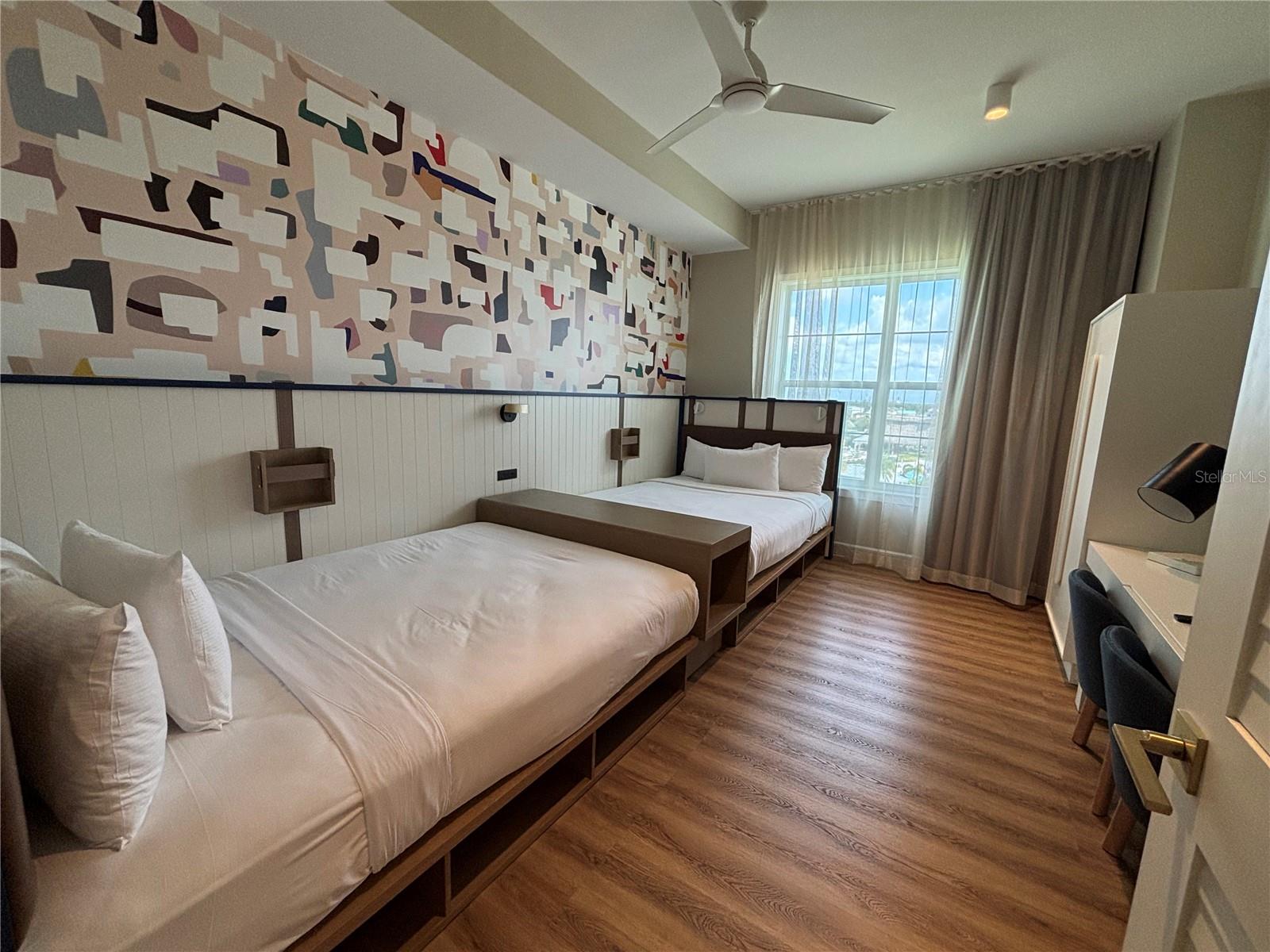 Image 10 of 39 For 3151 Sunset Walk Drive 506