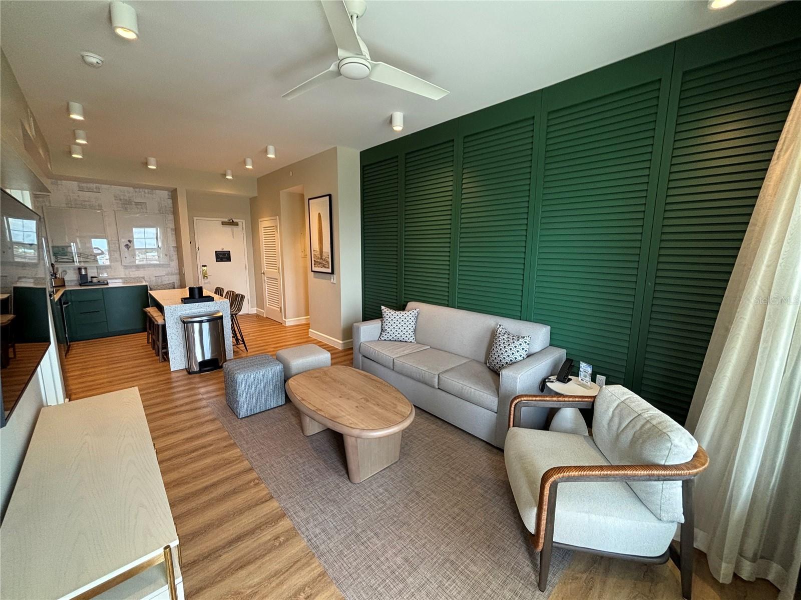 Image 13 of 39 For 3151 Sunset Walk Drive 506