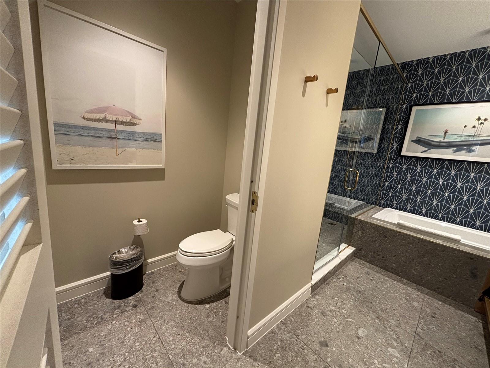 Image 24 of 39 For 3151 Sunset Walk Drive 506