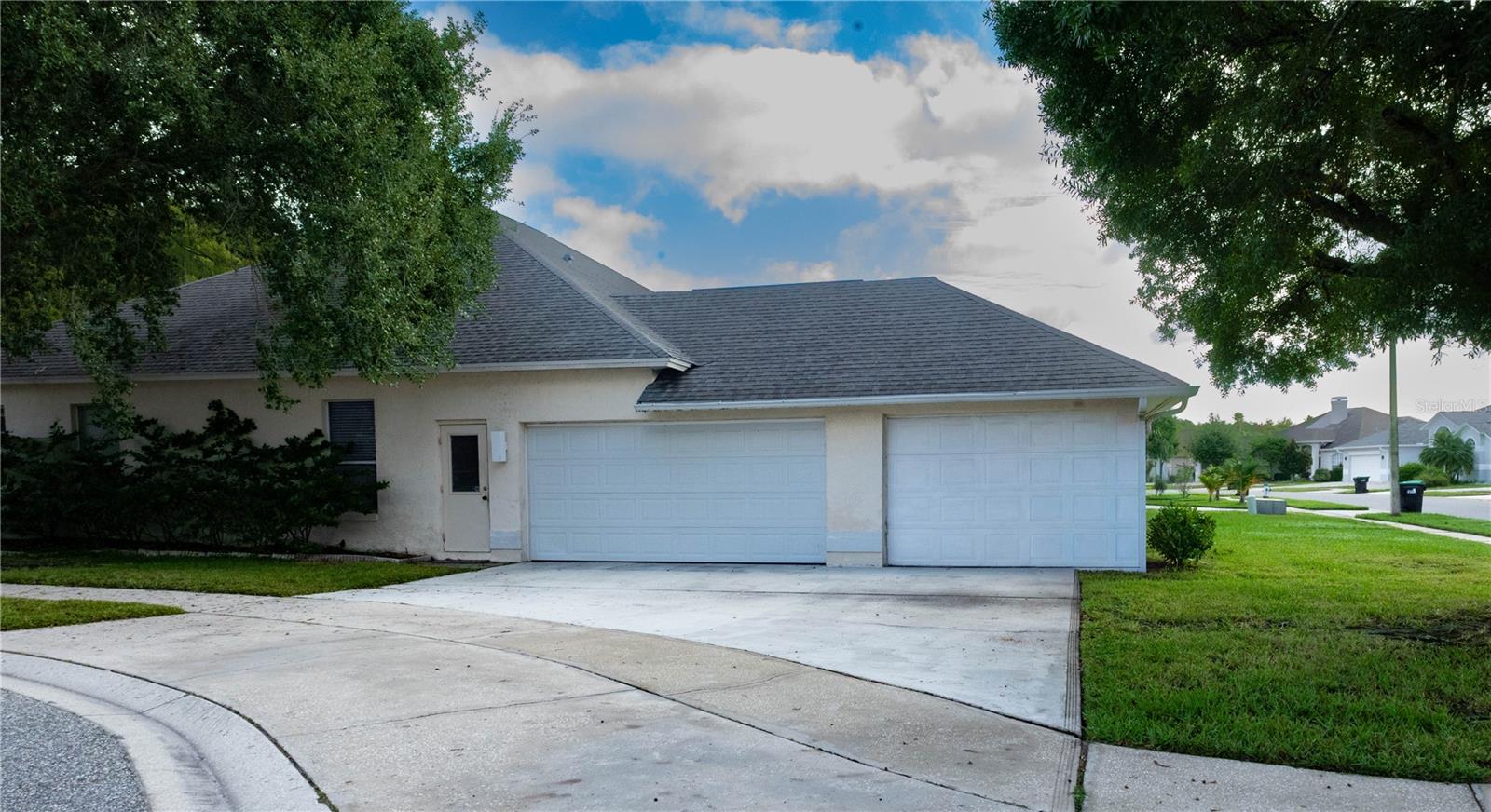 Image 3 of 30 For 3447 Amaca Circle