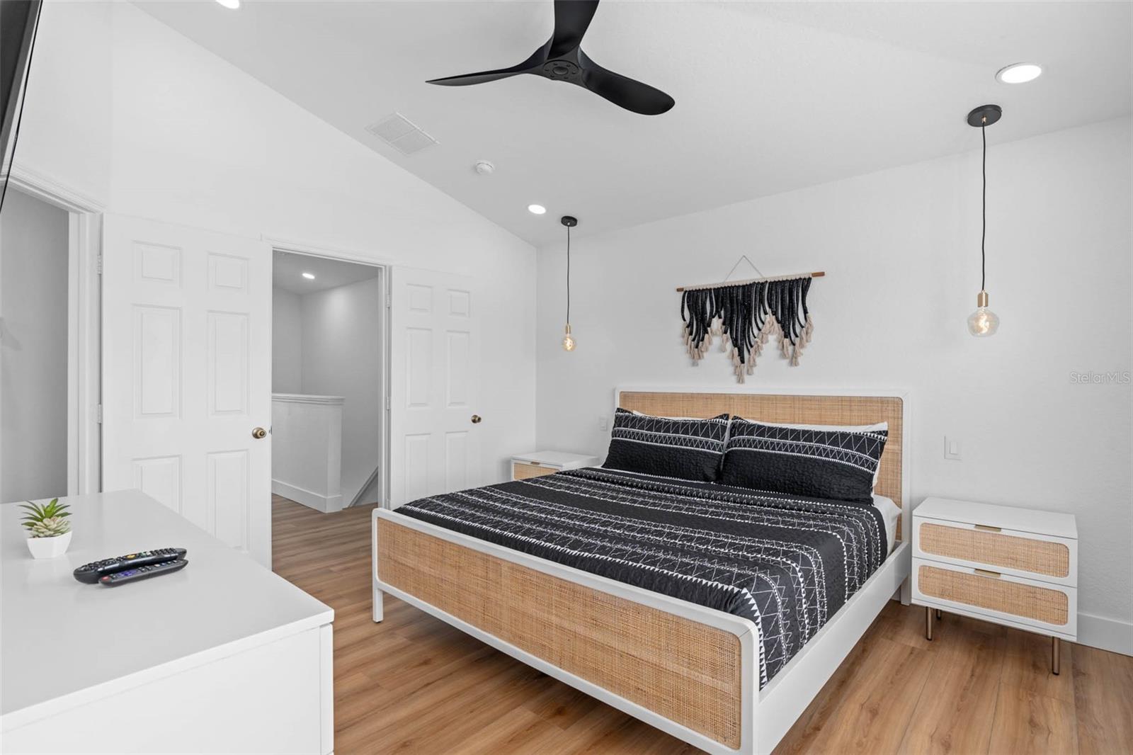 Image 20 of 46 For 2511 Maneshaw Lane