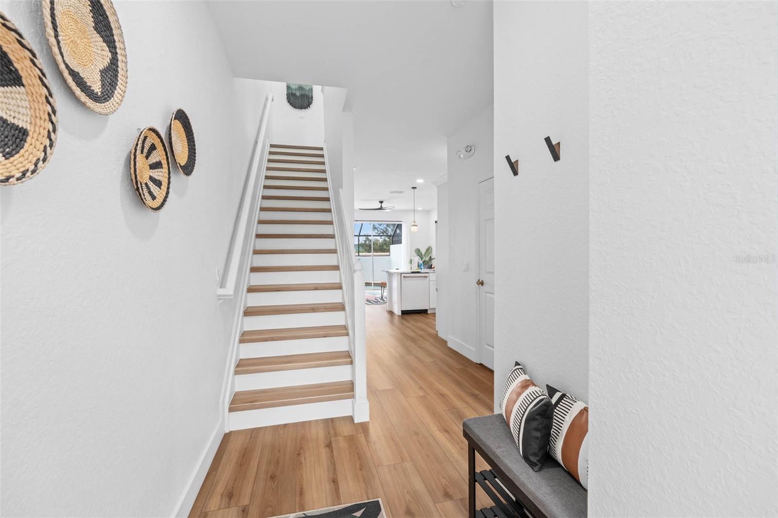 Image 3 of 46 For 2511 Maneshaw Lane