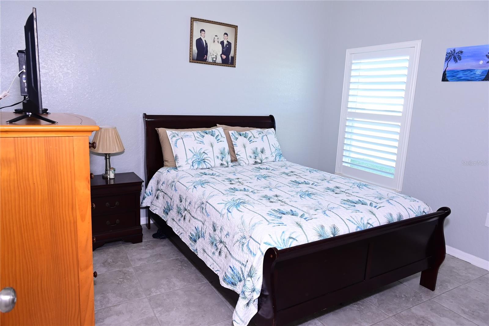 Image 17 of 25 For 891 Galloway Street