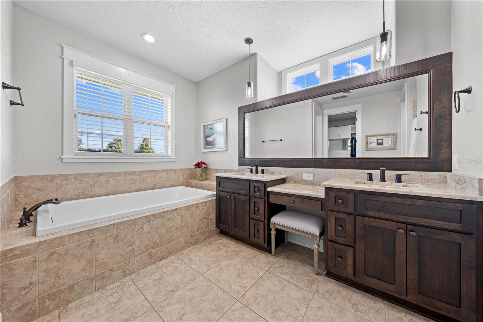 Image 35 of 73 For 2840 Stagecoach Road