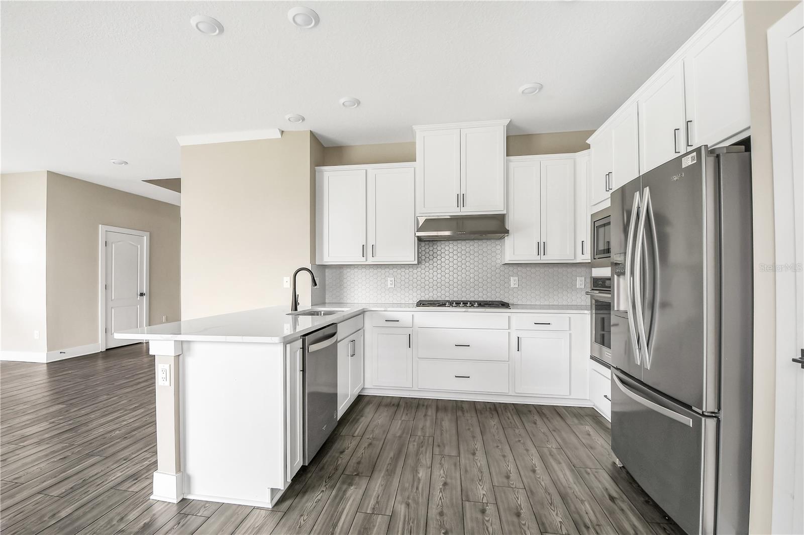 Image 5 of 23 For 7959 Rumney Lane