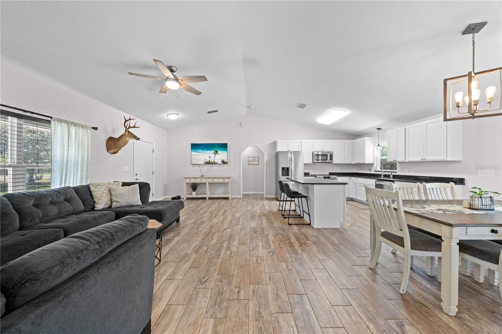 Image 11 of 43 For 3198 Cherokee Road