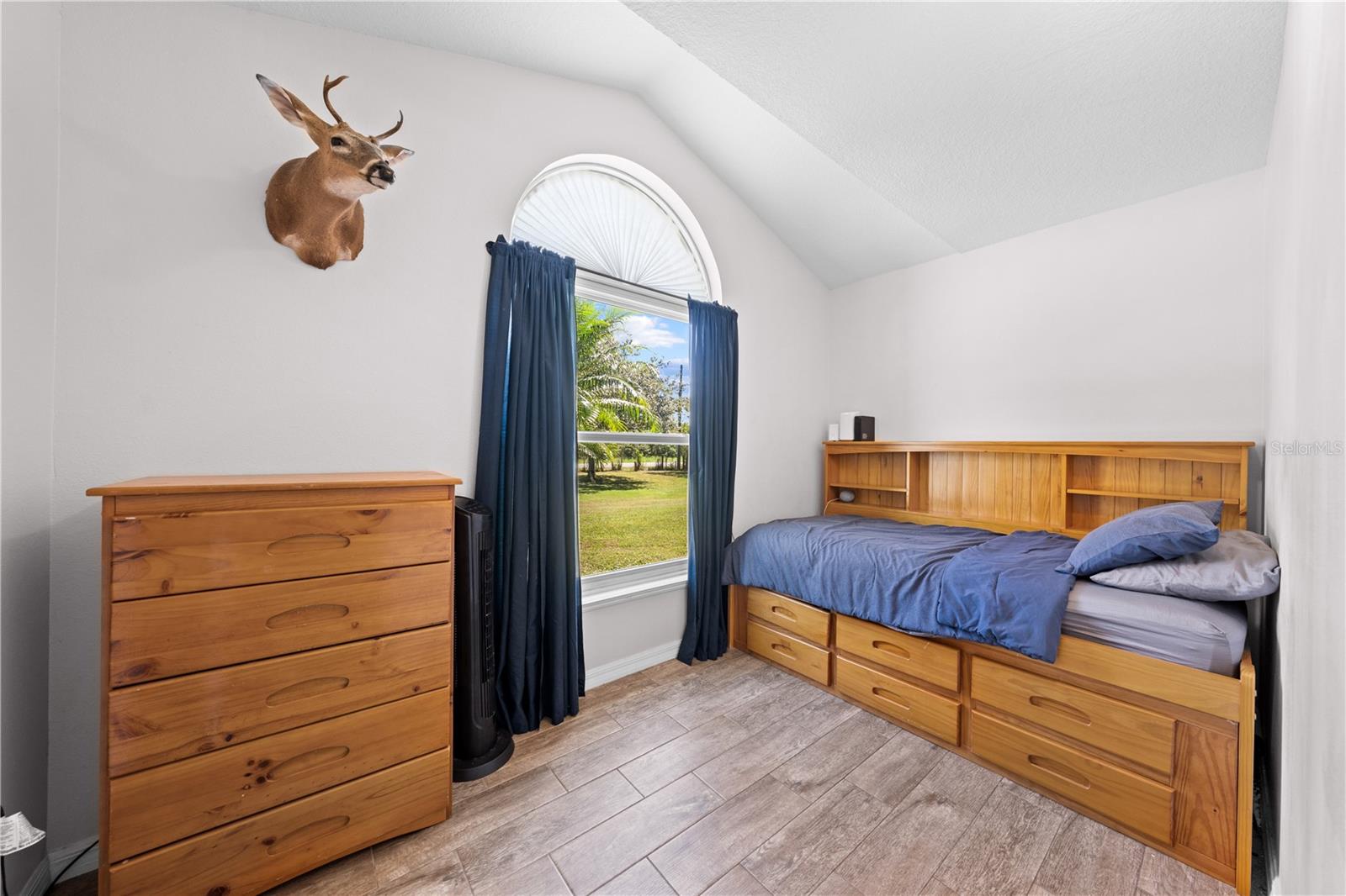 Image 33 of 43 For 3198 Cherokee Road