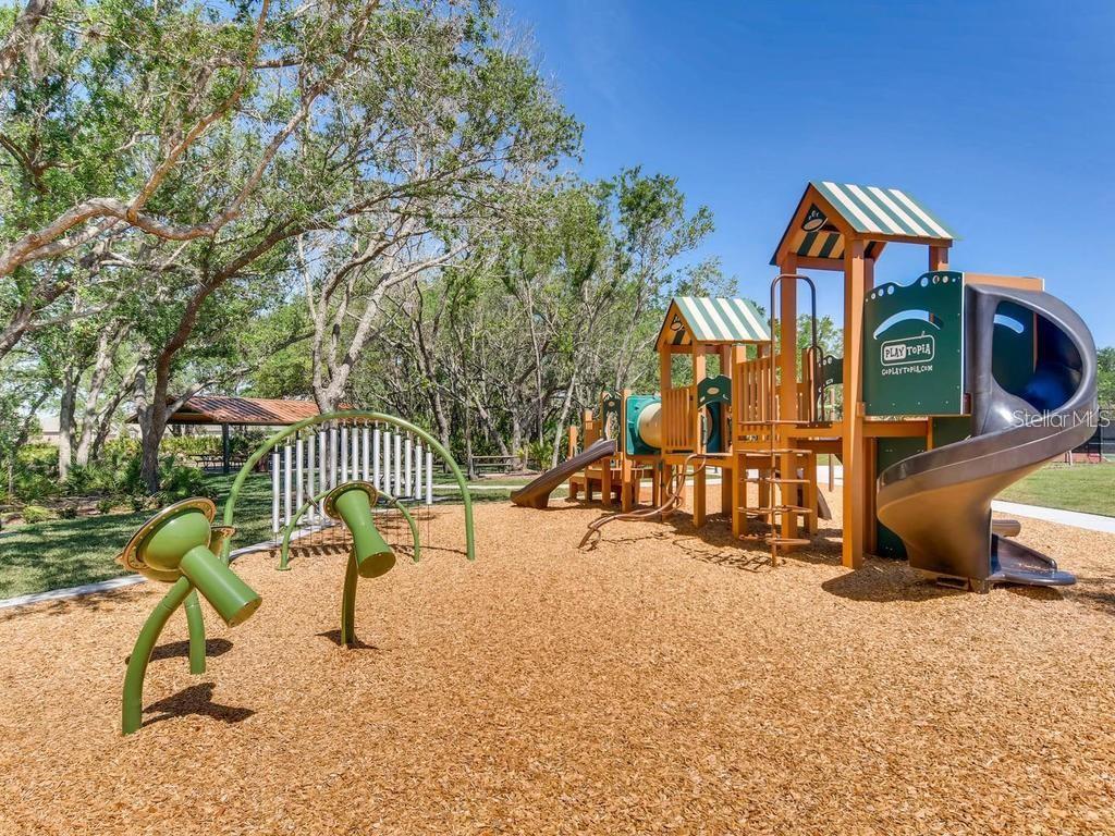 Image 21 of 29 For 1882 Red Canyon Drive