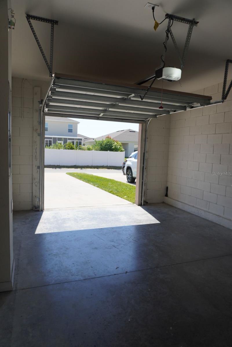 Image 7 of 29 For 1882 Red Canyon Drive