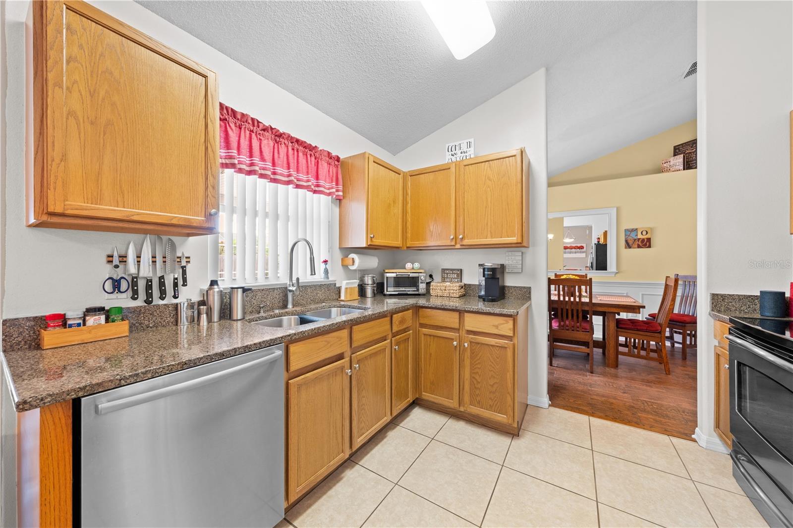 Image 12 of 39 For 4205 Red Bird Avenue