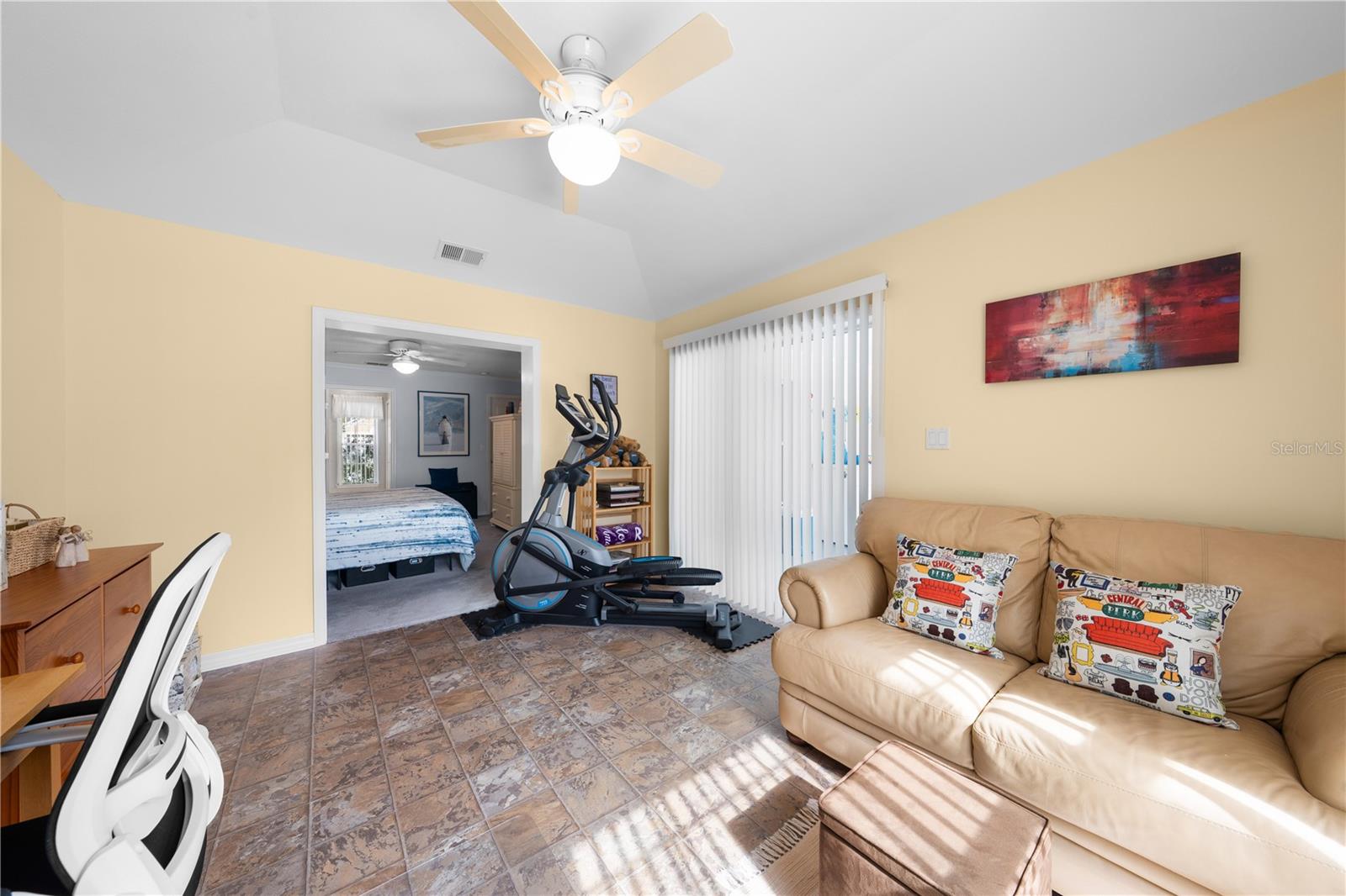 Image 25 of 39 For 4205 Red Bird Avenue