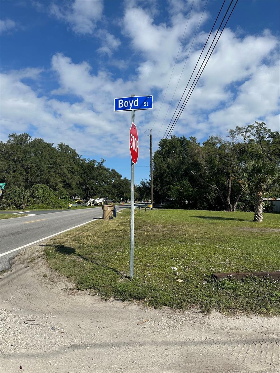 Image 6 of 6 For 717 Boyd Street