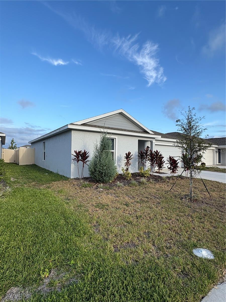 Image 3 of 16 For 2307 Scarlet Avenue