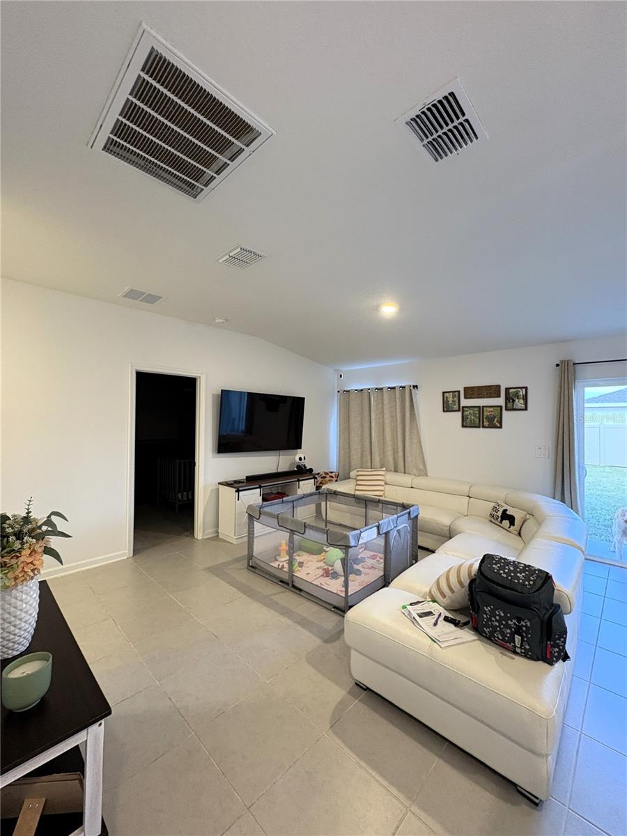 Image 9 of 16 For 2307 Scarlet Avenue