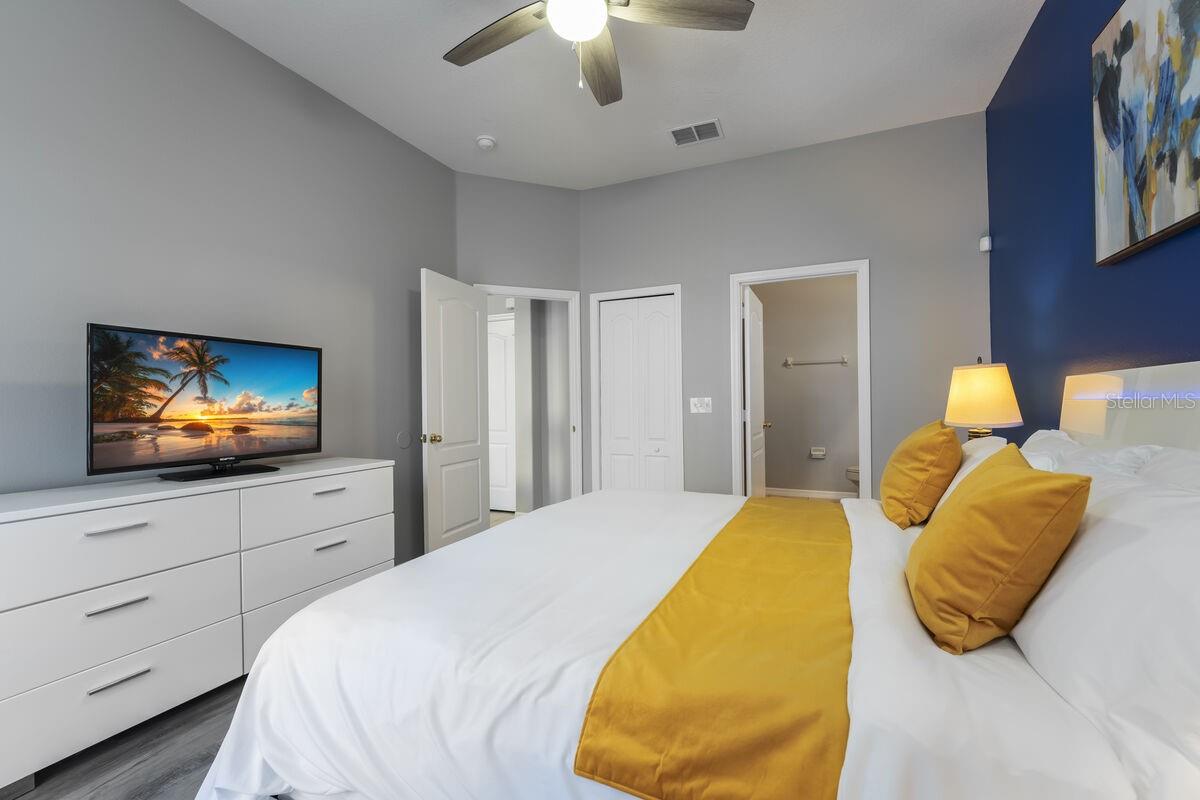 Image 16 of 26 For 914 Brunello Drive