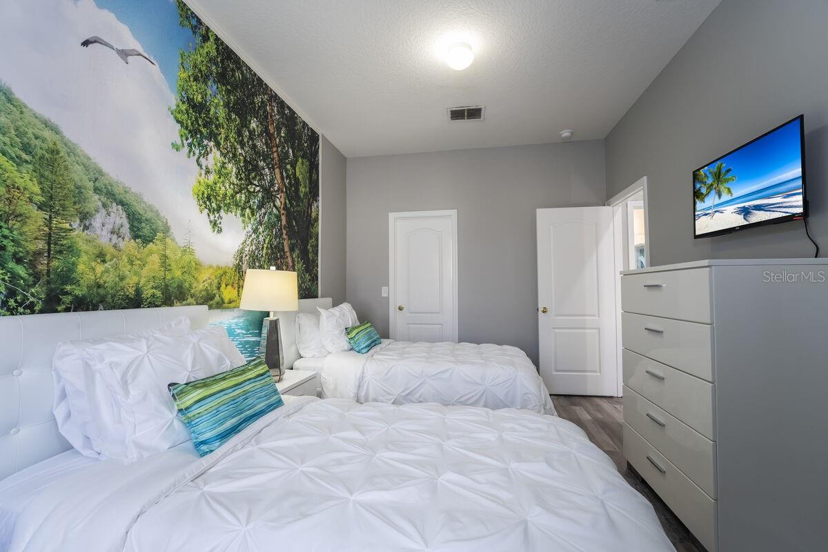 Image 24 of 26 For 914 Brunello Drive