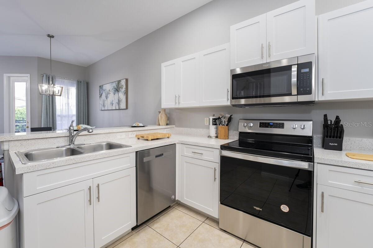 Image 9 of 26 For 914 Brunello Drive