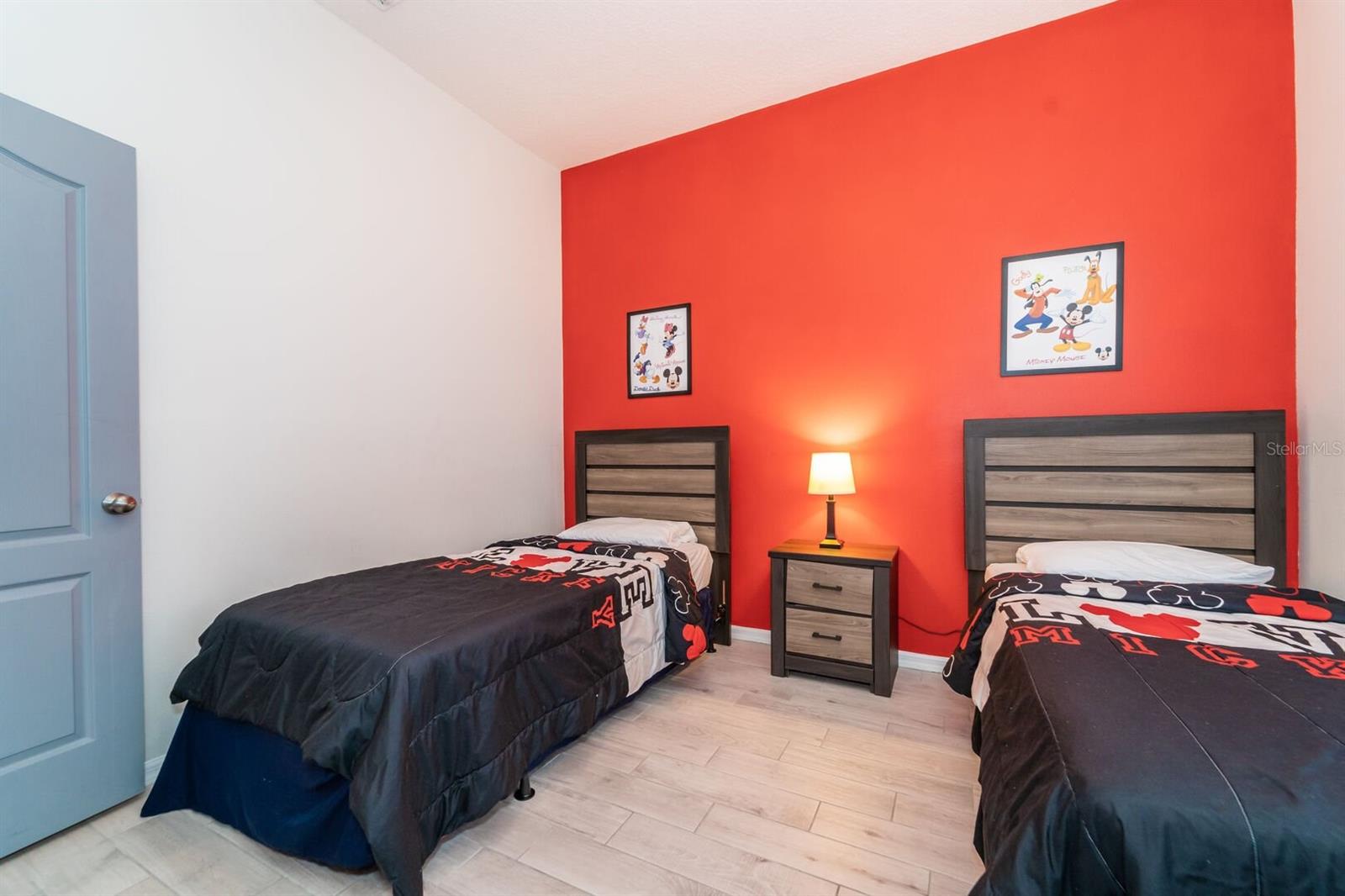 Image 17 of 23 For 904 Brunello Drive