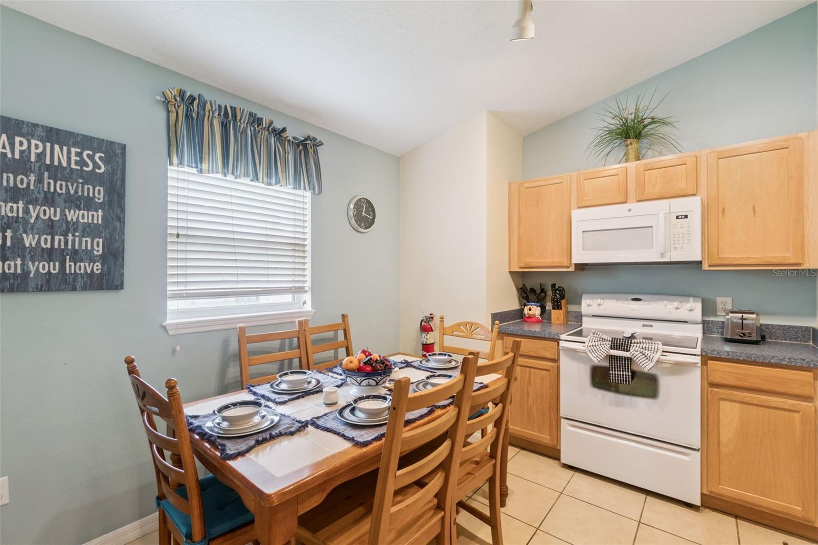 Image 10 of 42 For 403 Sandy Ridge Drive