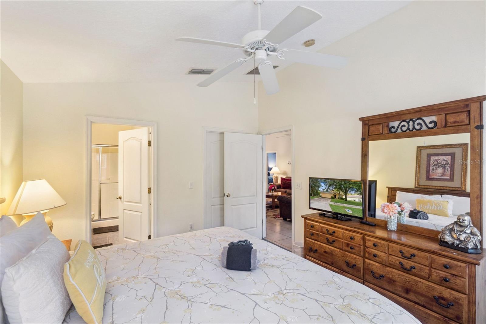 Image 15 of 42 For 403 Sandy Ridge Drive