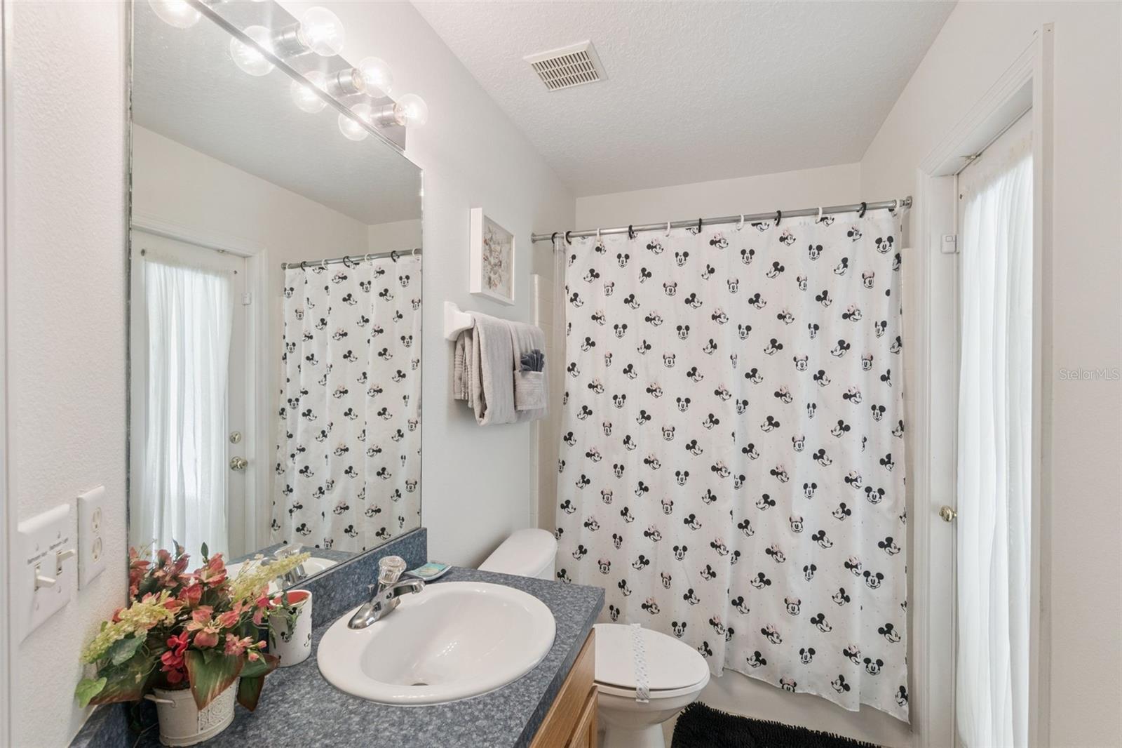 Image 23 of 42 For 403 Sandy Ridge Drive