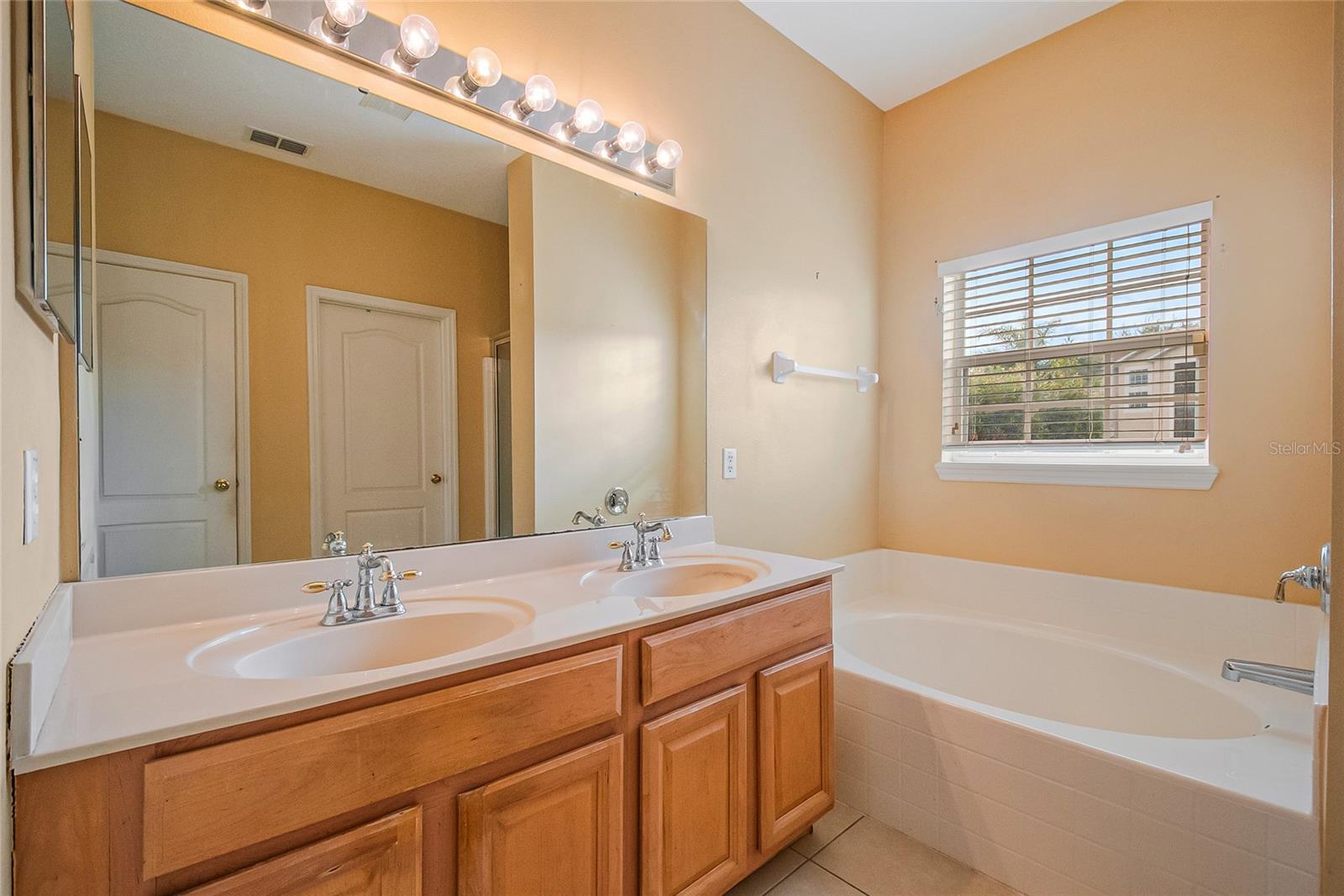 Image 20 of 45 For 3870 Wood Thrush Drive