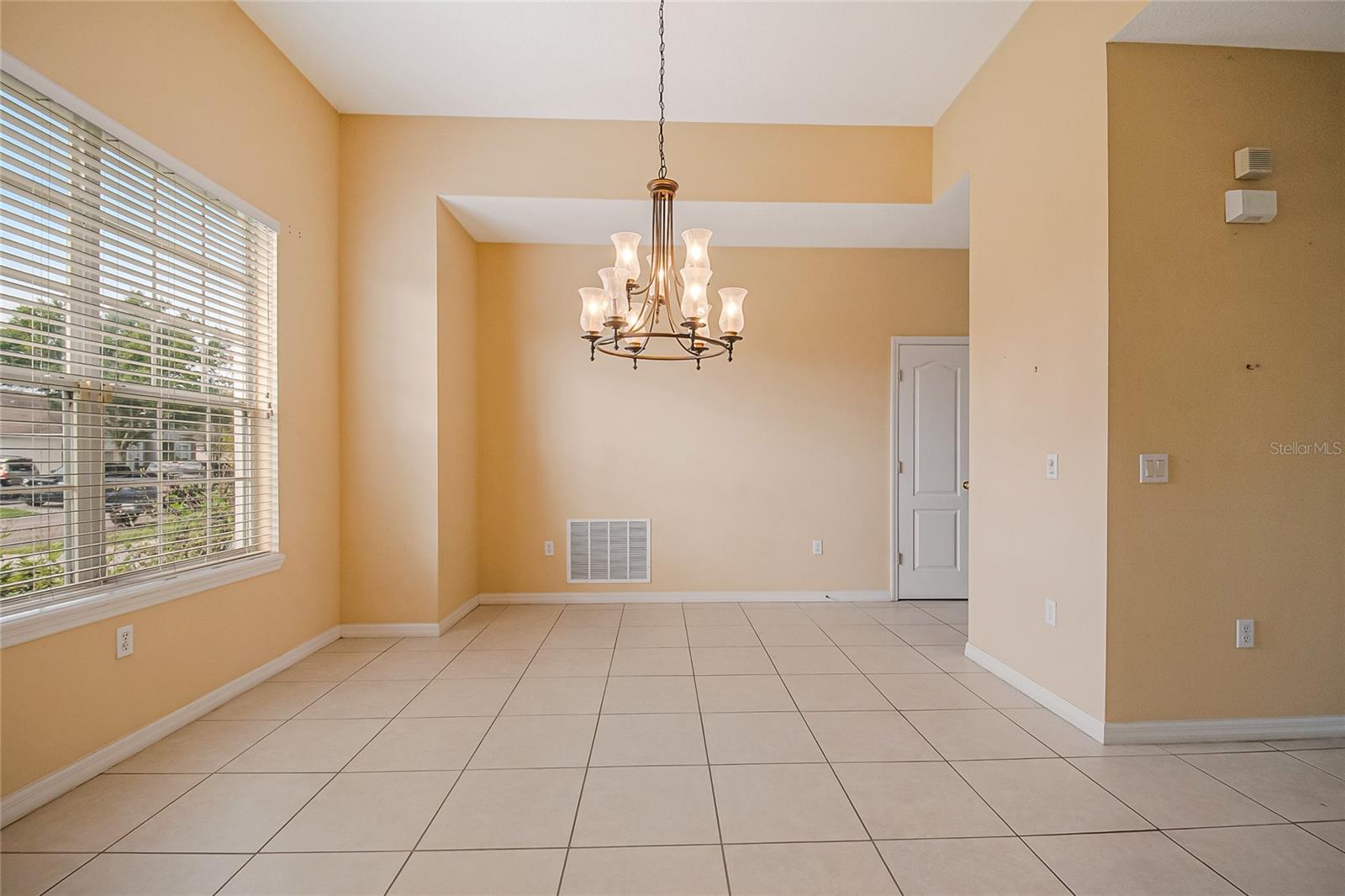 Image 7 of 45 For 3870 Wood Thrush Drive