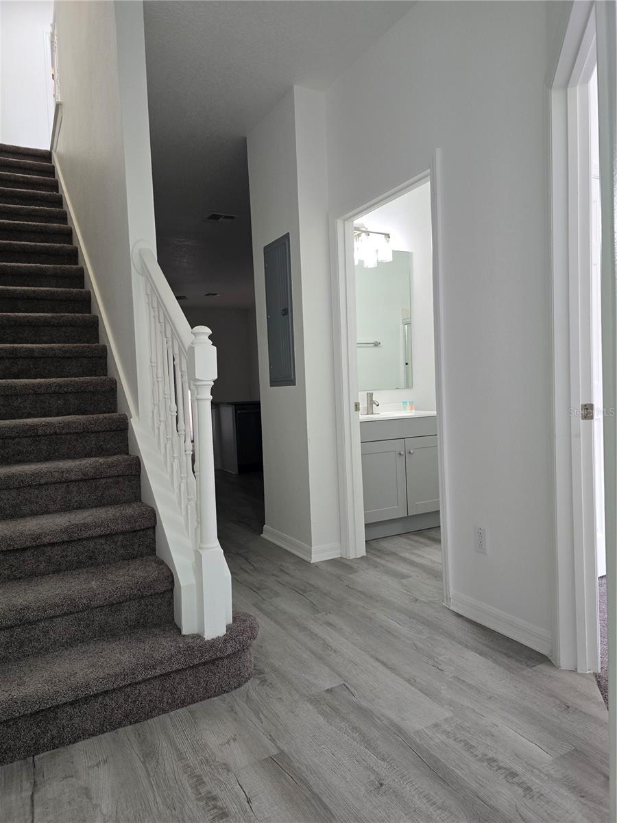 Image 4 of 18 For 1713 Retreat Circle