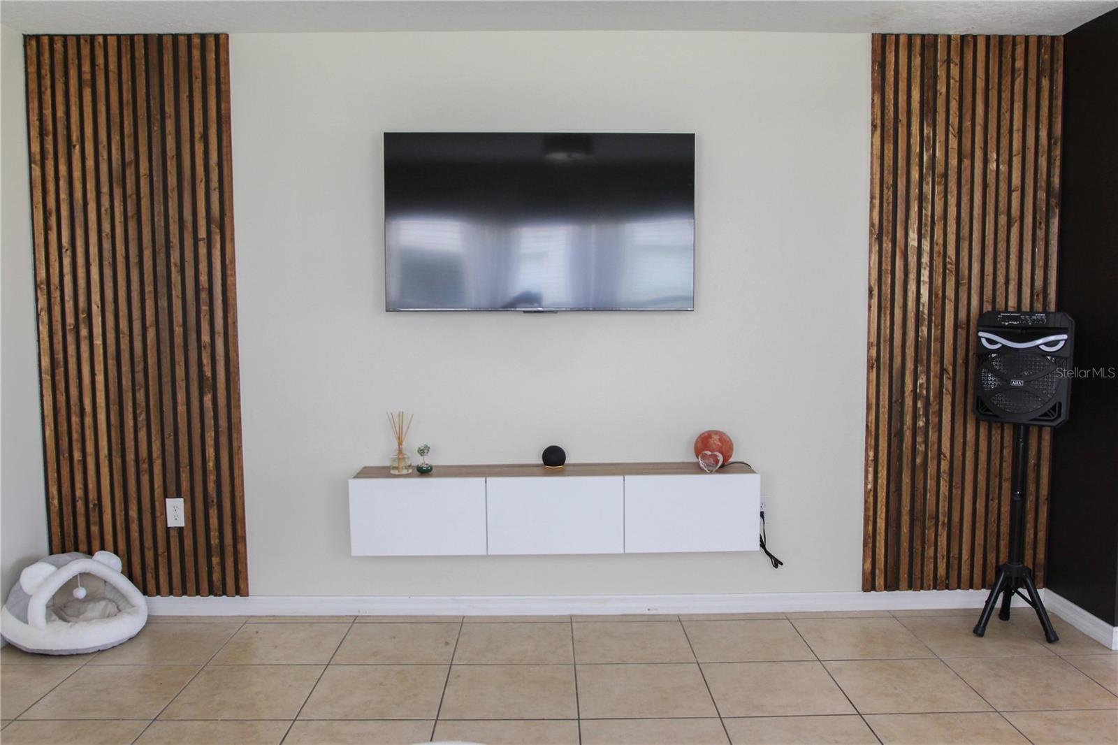 Image 4 of 4 For 2575 Aventurine Street