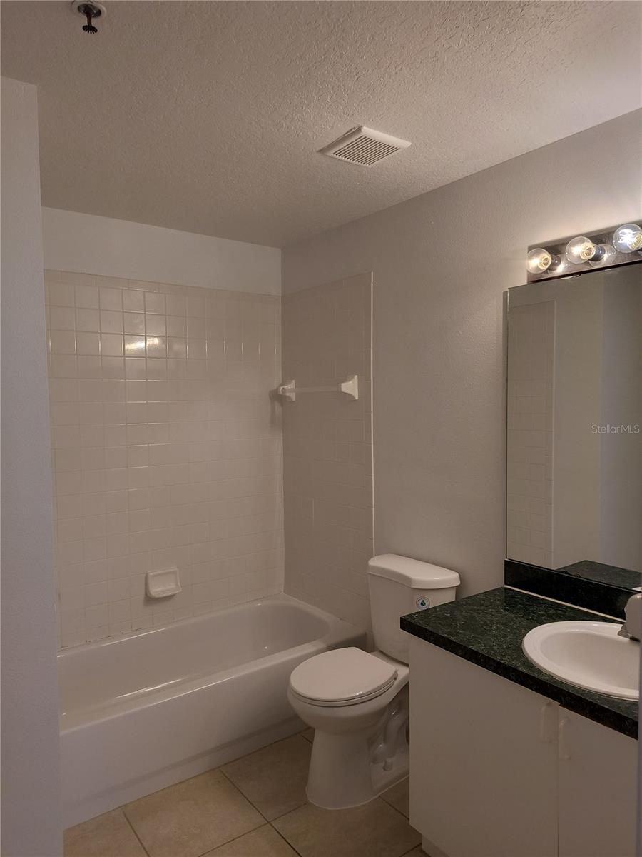 Image 17 of 31 For 1657 Windsor Oak Court