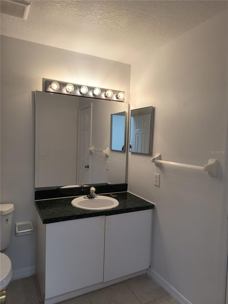 Image 18 of 31 For 1657 Windsor Oak Court