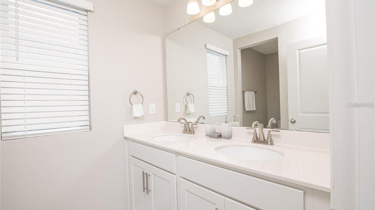 Image 21 of 29 For 176 Pink Ibis Bend