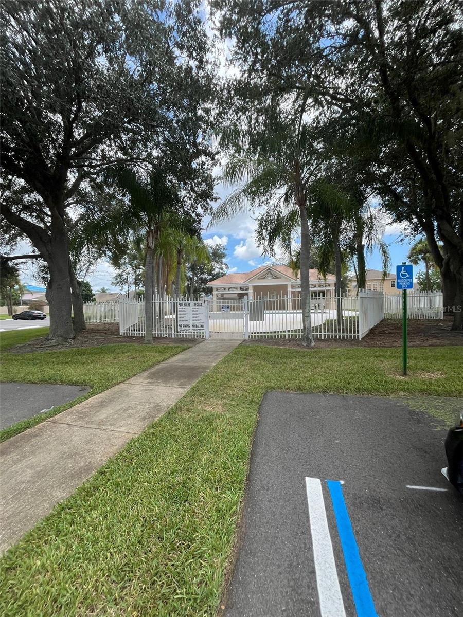 Image 27 of 33 For 13414 Fairway Glen Drive 203