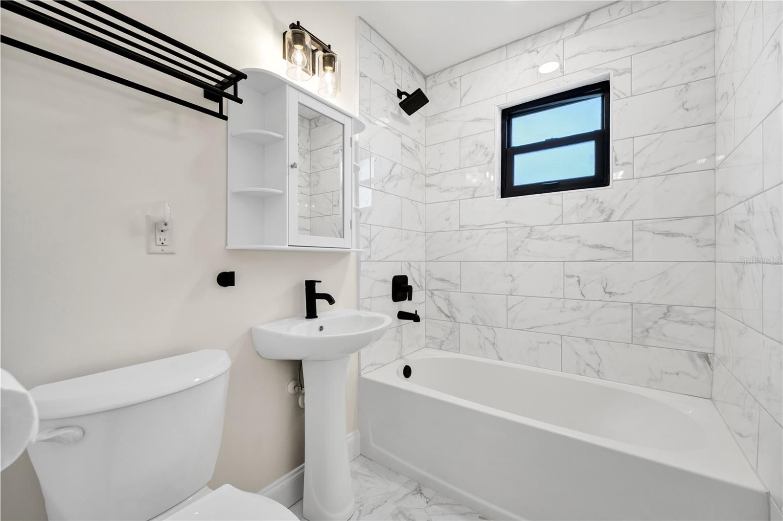 Image 22 of 34 For 66 Tropical Drive