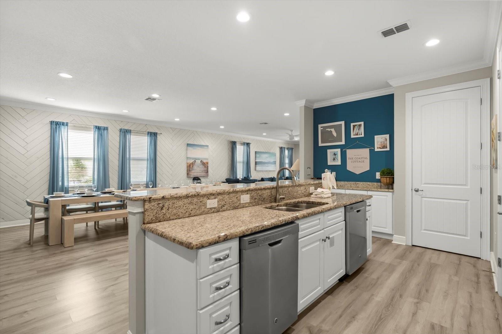 Image 11 of 72 For 7861 Palmilla Court