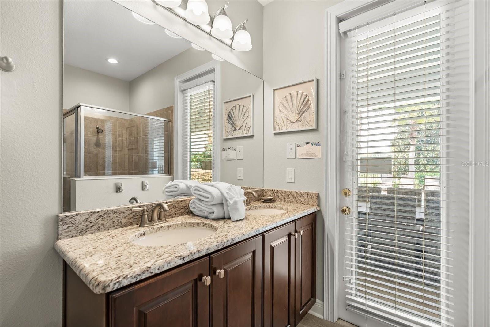 Image 22 of 72 For 7861 Palmilla Court